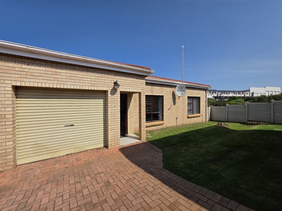 2 Bedroom Property for Sale in Ferreira Town Eastern Cape